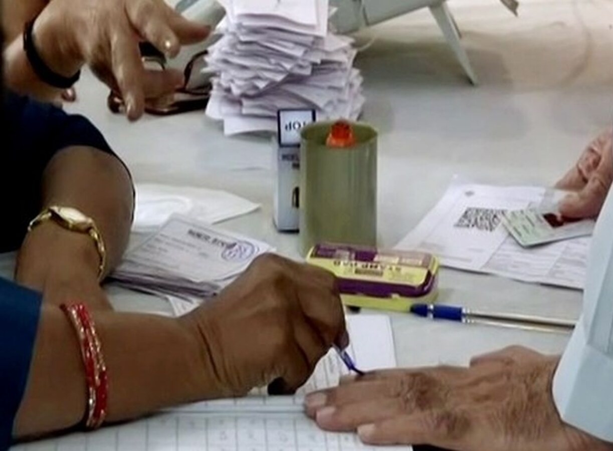 Caste the Vote. File Photo