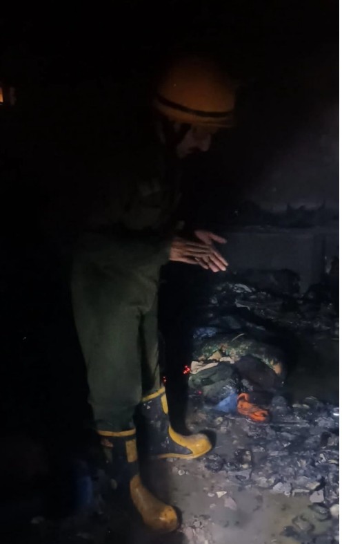 Fireman Show burn Currency at Store Room