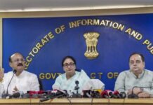 Ease of Delivery of Services: नागरिक सेवाओं की समयबद्ध डिलीवरी बनी कानूनी अधिकार…दिल्ली कैबिनेट का बड़ा फैसला, लोगों का जानना जरूरी Ease of Delivery of Services: