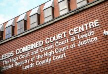 British News: लेबर सरकार के नए कानून के आगे बेबस हुए ब्रिटिश जज…डिमेंशिया-पीड़ित मां से ₹46 लाख ठगने वाली बेटी की जेल की सजा टली LEEDS COMBINED Court Centre