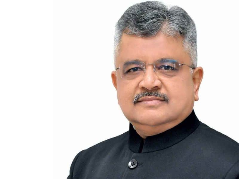 Hospital Like Industry: कॉरपोरेट अस्पताल सेवा प्रदाता नहीं बल्कि मुनाफे के लिए चलने वाले उद्योग बन गए हैं; ₹2,700 की कैंसर दवा ₹27,000 में बेचकर दिनदहाड़े डकैती 1 SG Tushar Mehta